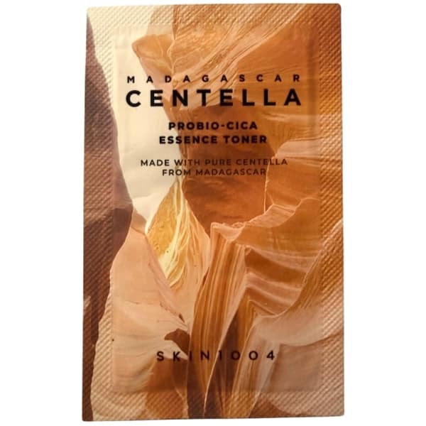 Tônico Facial SKIN1004 Madagascar Centella Probio-Cica Essence de 1.5ml